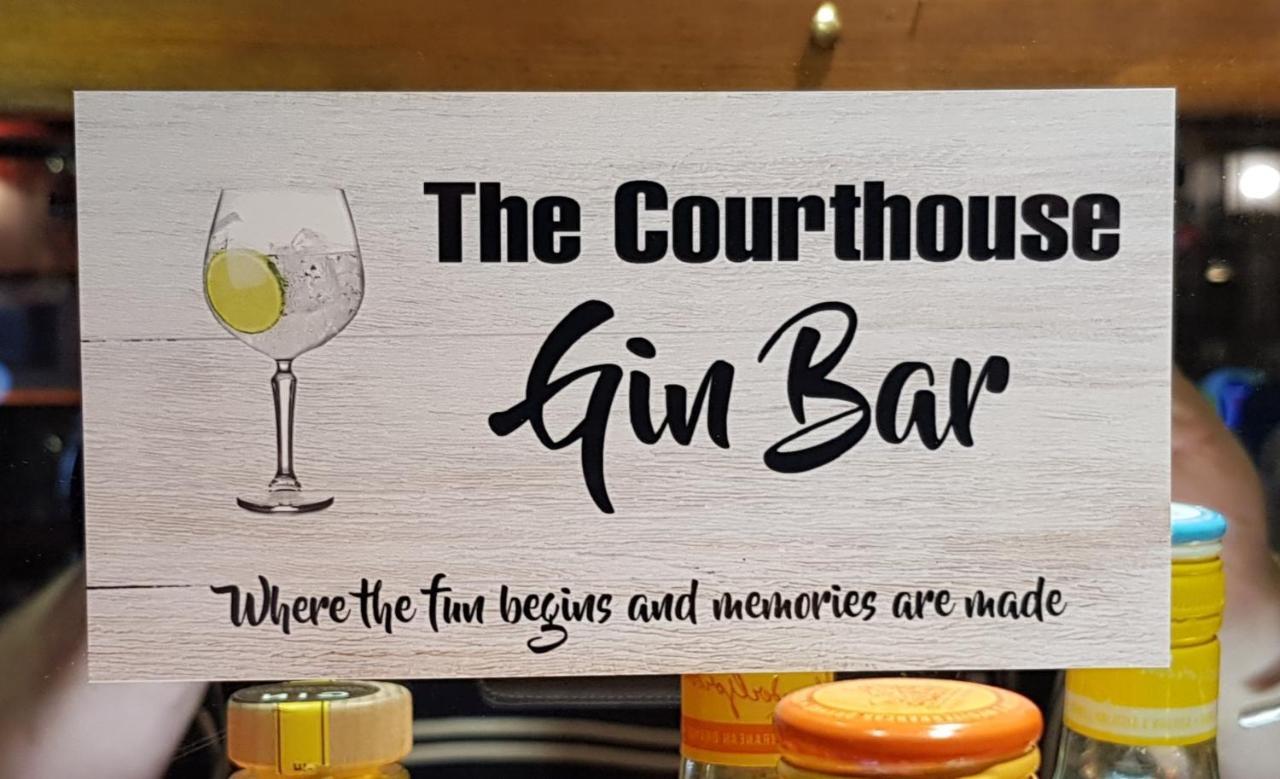 The Court House Inn Thrapston  Exteriör bild